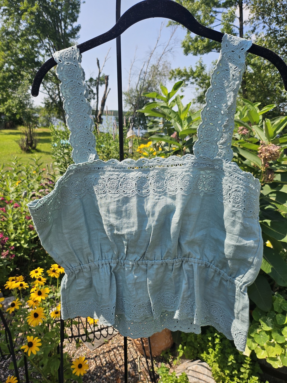 Aritzia Little Moon Eyelet Linen Tank Top NWT - Picture 4 of 4